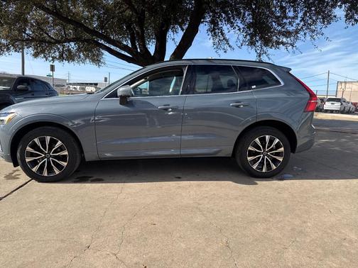 2023 Volvo XC60 B5 Core