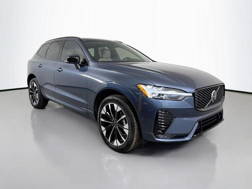 Denim Blue Metallic 2026 Volvo XC60 B5 Plus