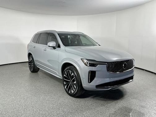 2025 Volvo XC90 Plug-In Hybrid T8 Ultra 6-Seater