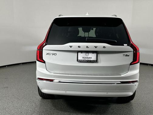 2025 Volvo XC90 Plug-In Hybrid T8 Ultra 7-Seater