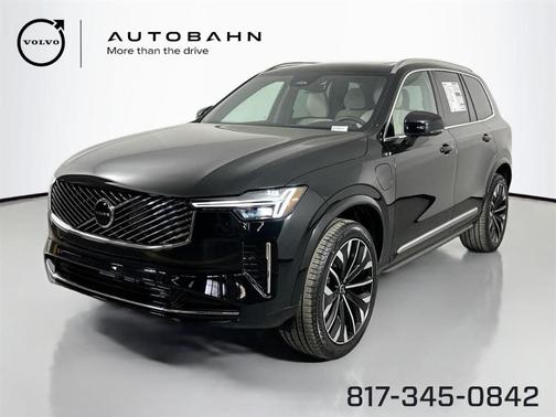 Onyx Black Metallic 2025 Volvo XC90 Plug-In Hybrid T8 Core 7-Seater