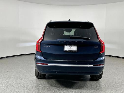2025 Volvo XC90 Plug-In Hybrid T8 Ultra 7-Seater