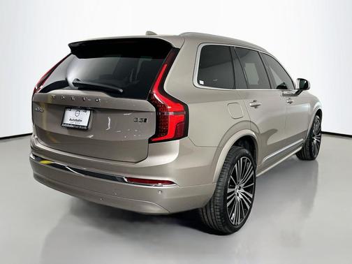 2026 Volvo XC90 B5 Core