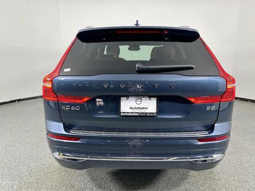 2022 Volvo XC60 B5 Inscription