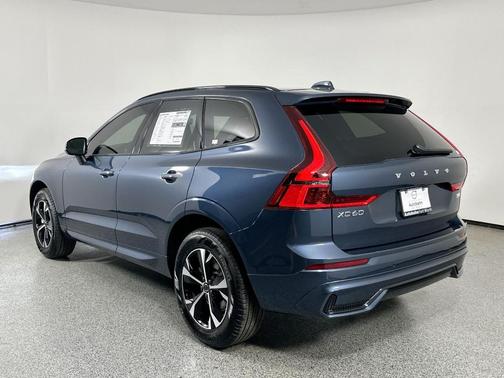 2026 Volvo XC60 B5 Core