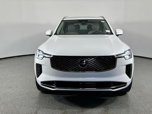 2026 Volvo XC90 B6 Ultra 7-Seater
