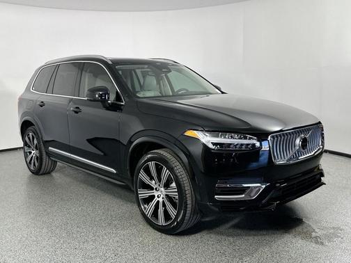 2025 Volvo XC90 Plug-In Hybrid T8 Ultra 7-Seater