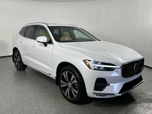 2022 Volvo XC60 B5 Inscription