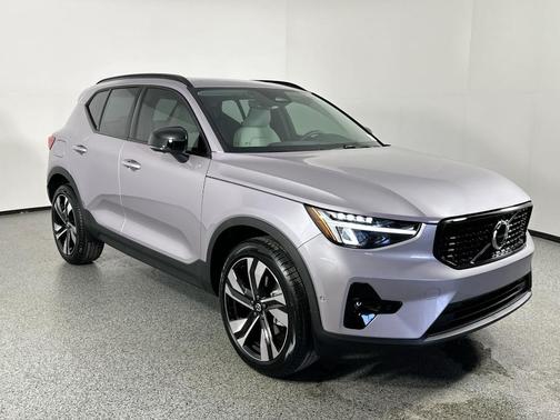 2026 Volvo XC40