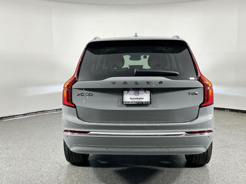 2025 Volvo XC90 Plug-In Hybrid T8 Ultra 7-Seater