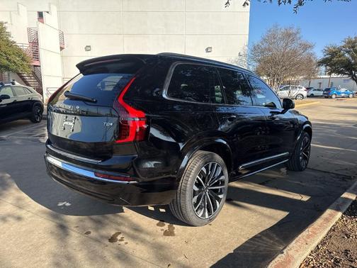 2025 Volvo XC90 Plug-In Hybrid T8 Plus 6-Seater