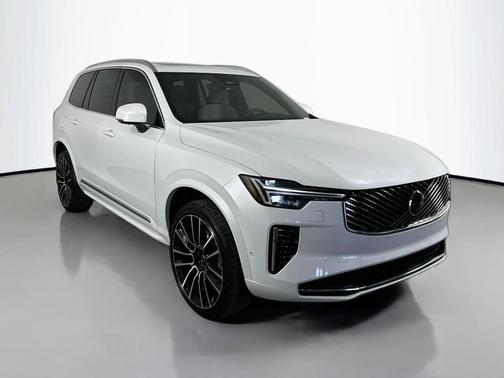 2026 Volvo XC90 B6 Plus 7-Seater