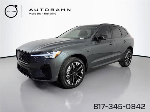 Forest Green 2026 Volvo XC60 Plug-In Hybrid T8 Plus