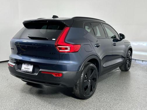 2026 Volvo XC40