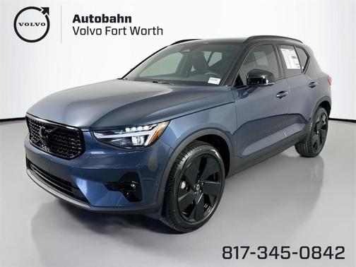 2026 Volvo XC40 B5 Ultra Black Edition