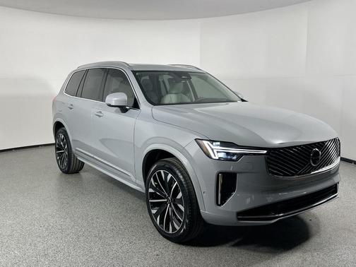 2025 Volvo XC90 Plug-In Hybrid T8 Ultra 7-Seater