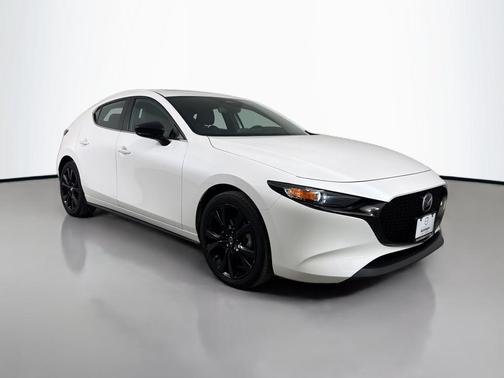 Snowflake White Pearl Mica 2025 Mazda Mazda3 FWD w/Preferred Package