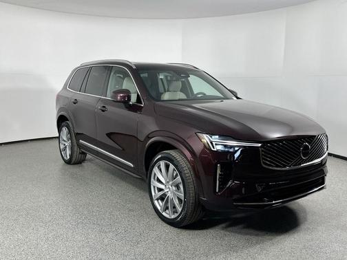 2025 Volvo XC90 B6 Core