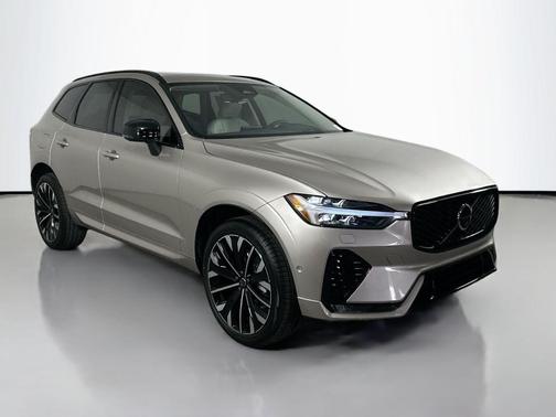2026 Volvo XC60 B5 Ultra