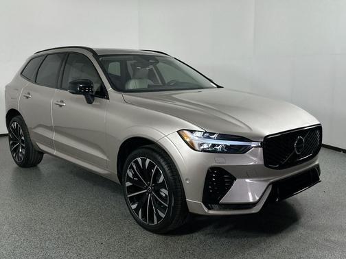 2026 Volvo XC60 B5 Ultra