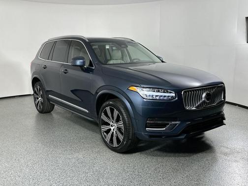 2025 Volvo XC90 Plug-In Hybrid T8 Ultra 7-Seater