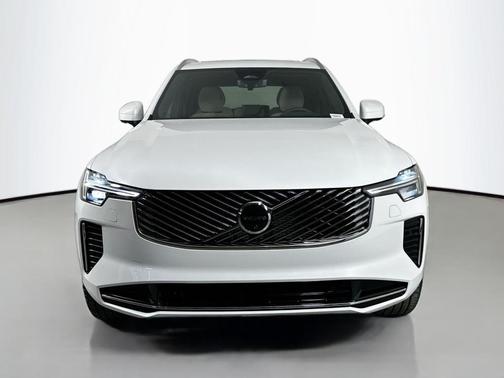 2026 Volvo XC90 B5 Plus 7-Seater