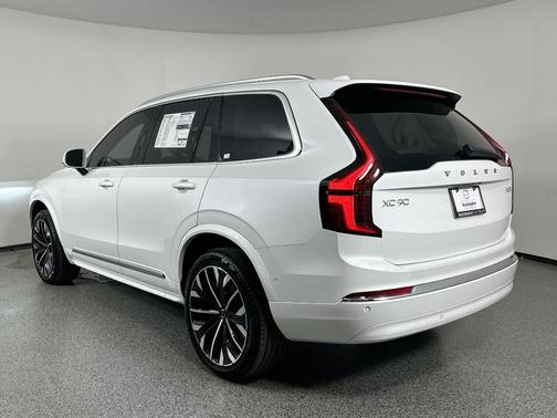 2026 Volvo XC90 B6 ULTRA