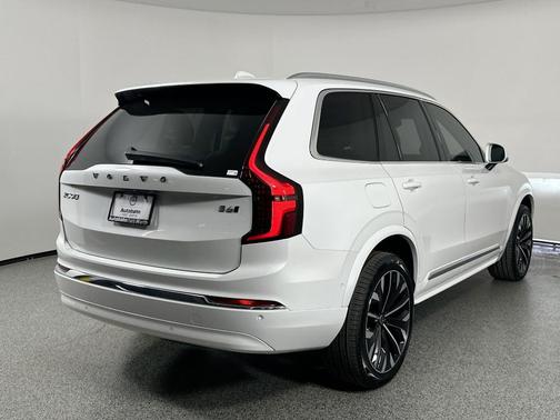 2026 Volvo XC90 B6 ULTRA