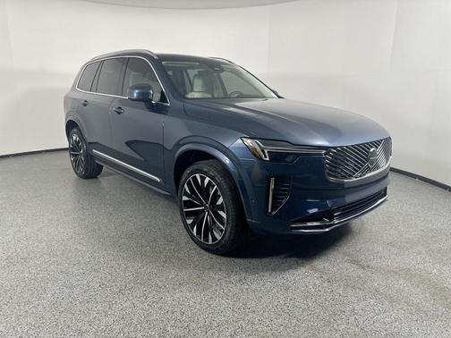 2026 Volvo XC90 B6 Ultra 7-Seater