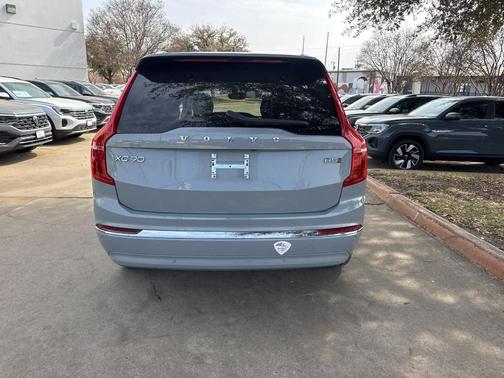 2024 Volvo XC90 B5 Plus Bright Theme