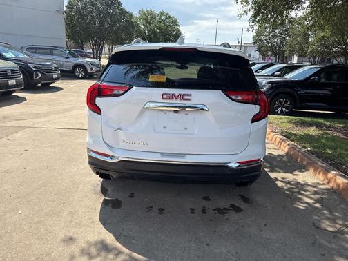 Summit White 2020 GMC Terrain SLT