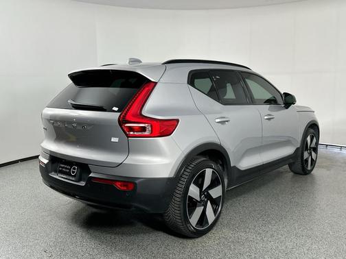 2023 Volvo XC40 Recharge Pure Electric Twin Ultimate