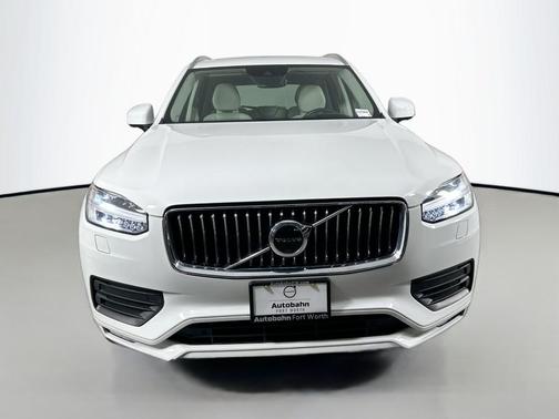 2020 Volvo XC90 T6 Momentum 7 Passenger