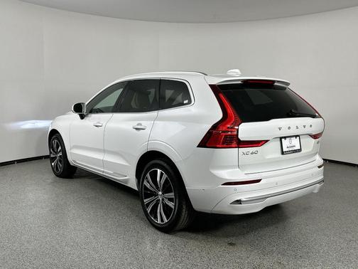 2022 Volvo XC60 B6 Inscription