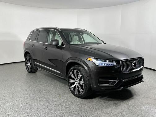 2024 Volvo XC90 B6 Ultimate Bright Theme 6-Seater