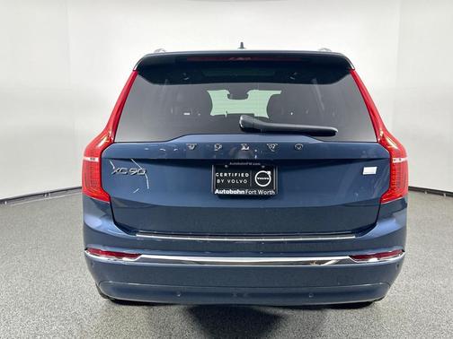 2023 Volvo XC90 Recharge Plug-In Hybrid T8 Plus Bright Theme 7 Passenger