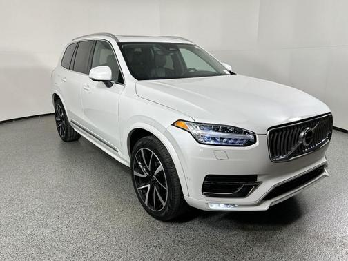 2023 Volvo XC90 B6 Plus 7-Seater