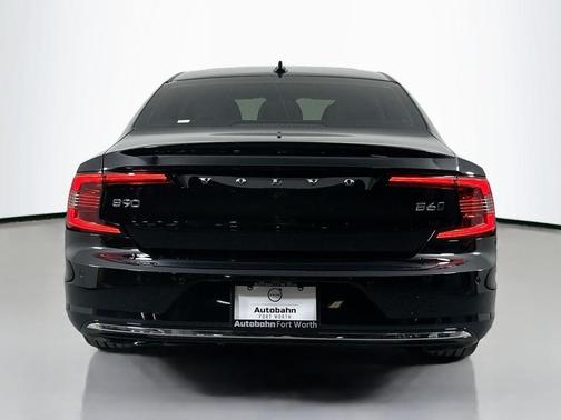 2025 Volvo S90 B6 Ultra