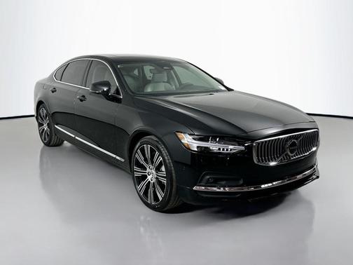 2025 Volvo S90 B6 Ultra