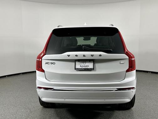 2023 Volvo XC90 Recharge Plug-In Hybrid T8 Ultimate Bright Theme 7-Seater