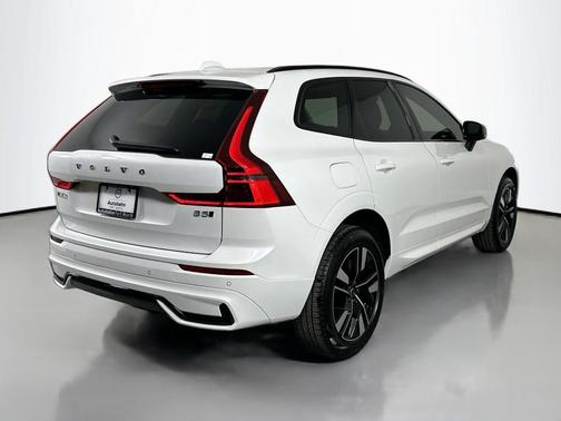 2026 Volvo XC60 B5 Core