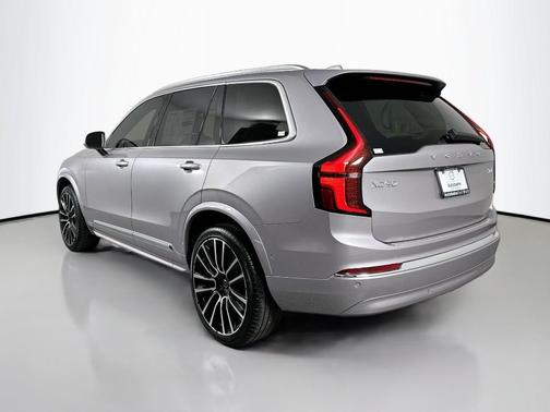 2026 Volvo XC90 B6 Ultra 7-Seater