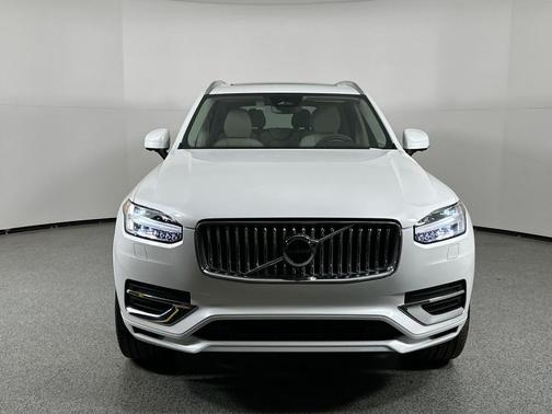 2025 Volvo XC90 Plug-In Hybrid T8 Plus 7-Seater