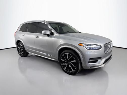 Silver 2023 Volvo XC90 B5 Plus