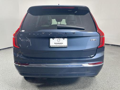 2026 Volvo XC90 B5 Core