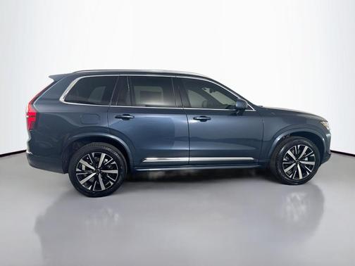 2026 Volvo XC90 B5 Core