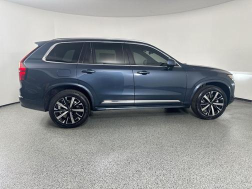 2026 Volvo XC90 B5 Core