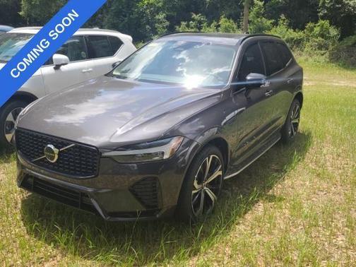 2025 Volvo XC60 Plug-In Hybrid T8 Ultra