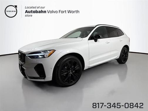 2023 Volvo XC60 B5 Plus Dark Theme