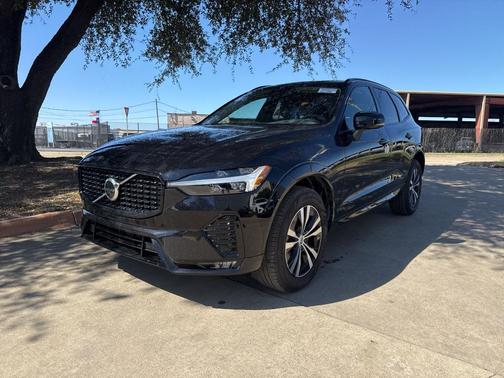 2025 Volvo XC60 B5 Core